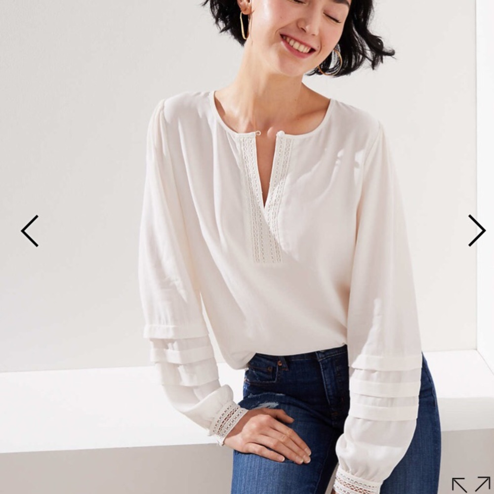 Loft Lacy Pintucked Keyhole Blouse M